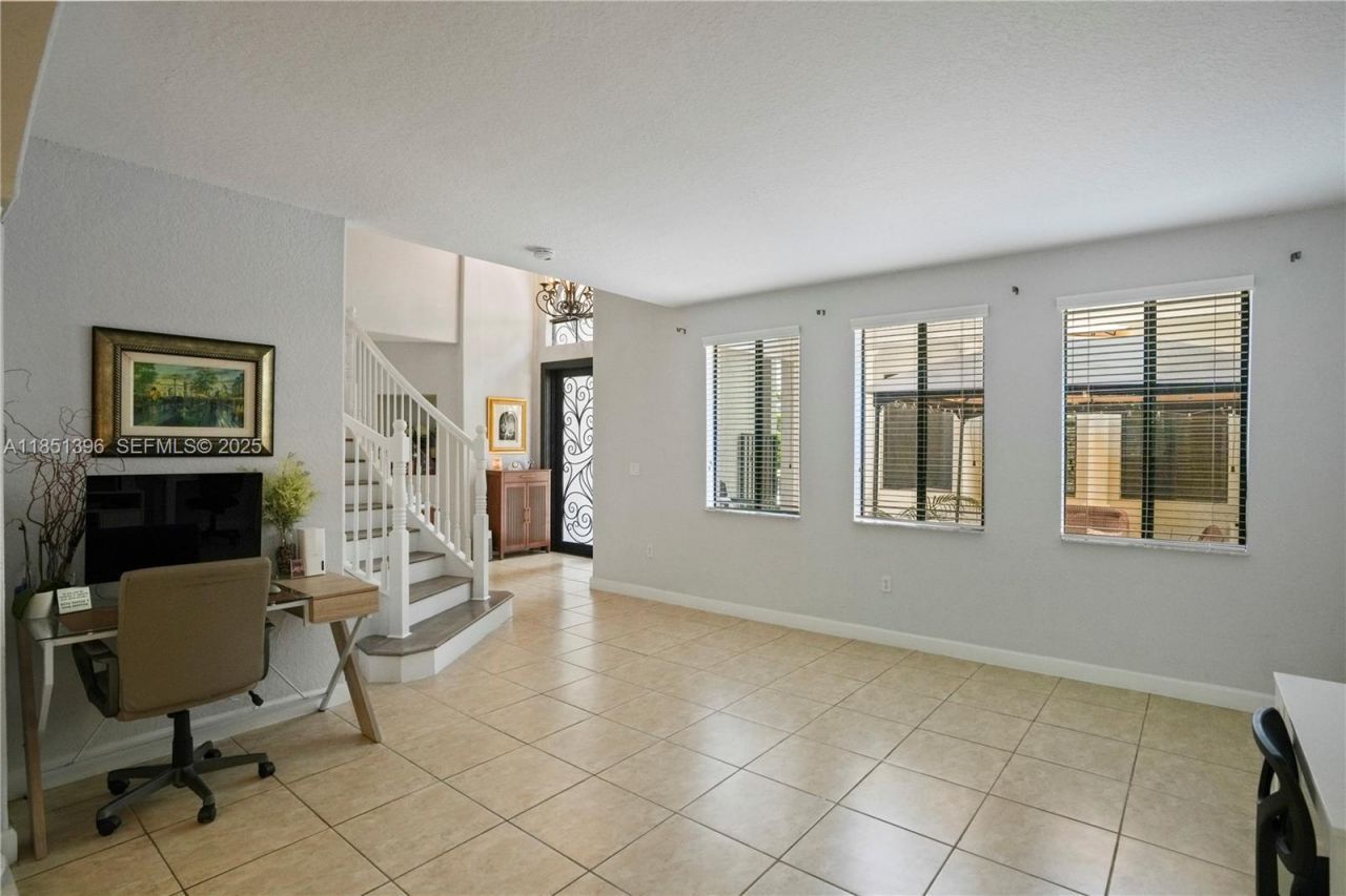 7714 SW 193rd St, Cutler Bay, FL 33157 Photo