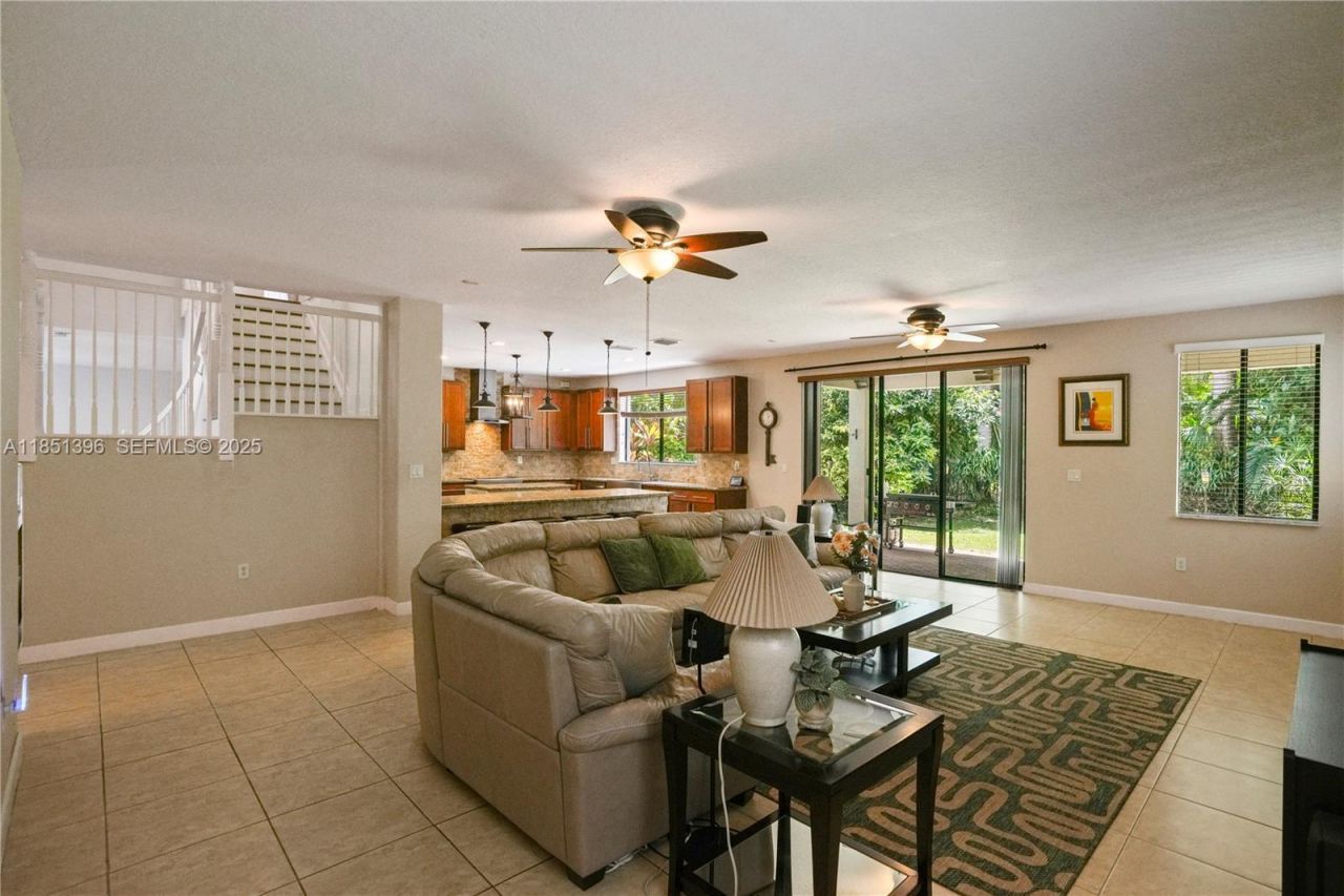 7714 SW 193rd St, Cutler Bay, FL 33157 Photo