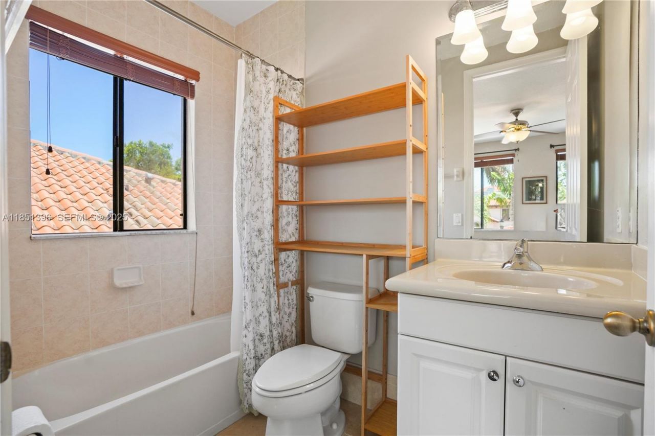 7714 SW 193rd St, Cutler Bay, FL 33157 Photo