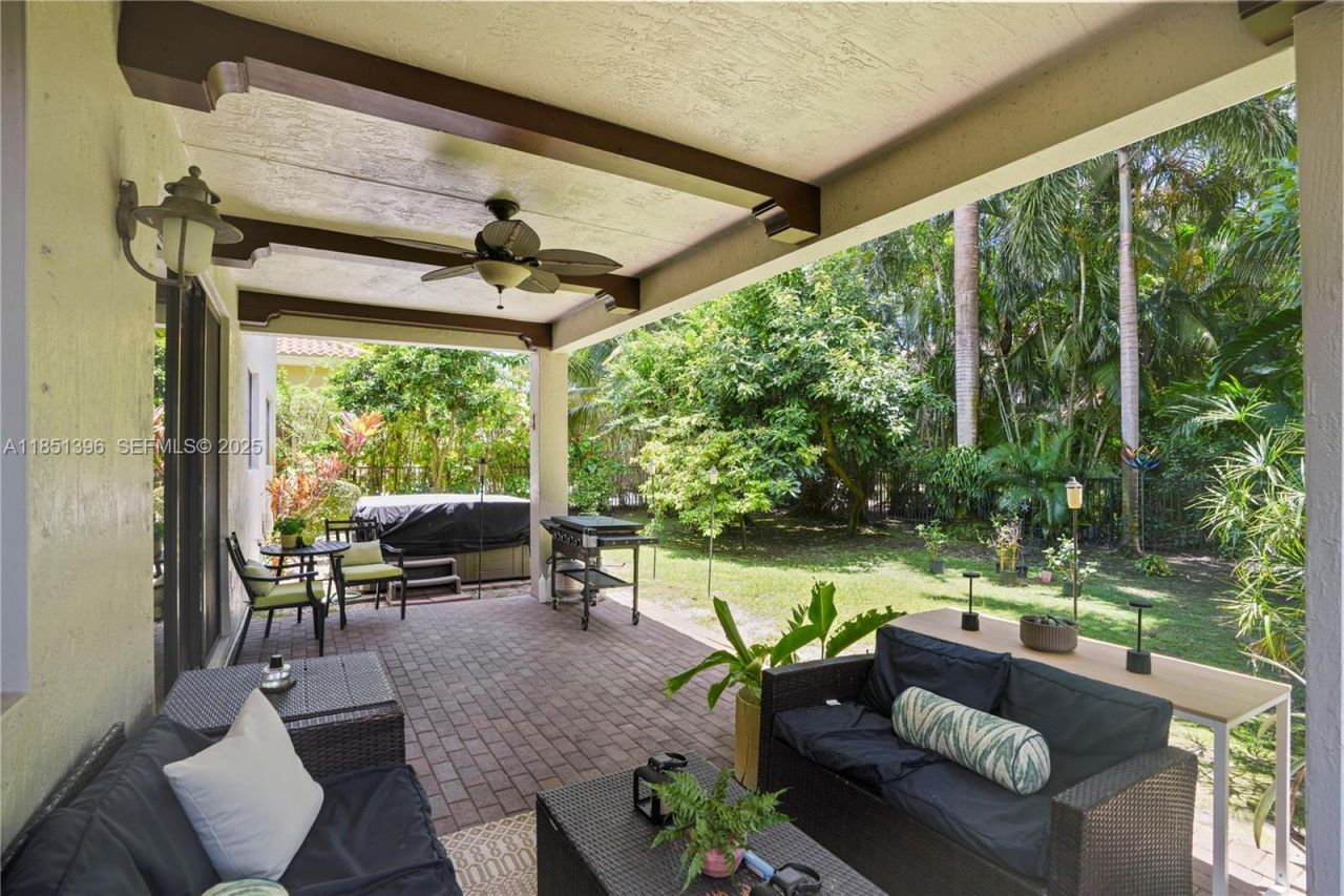 7714 SW 193rd St, Cutler Bay, FL 33157 Photo