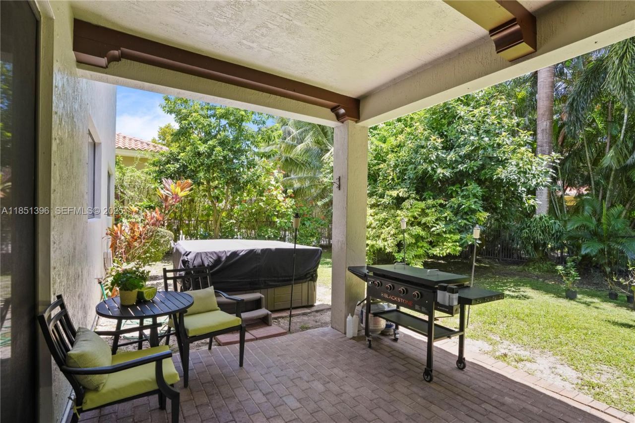 7714 SW 193rd St, Cutler Bay, FL 33157 Photo