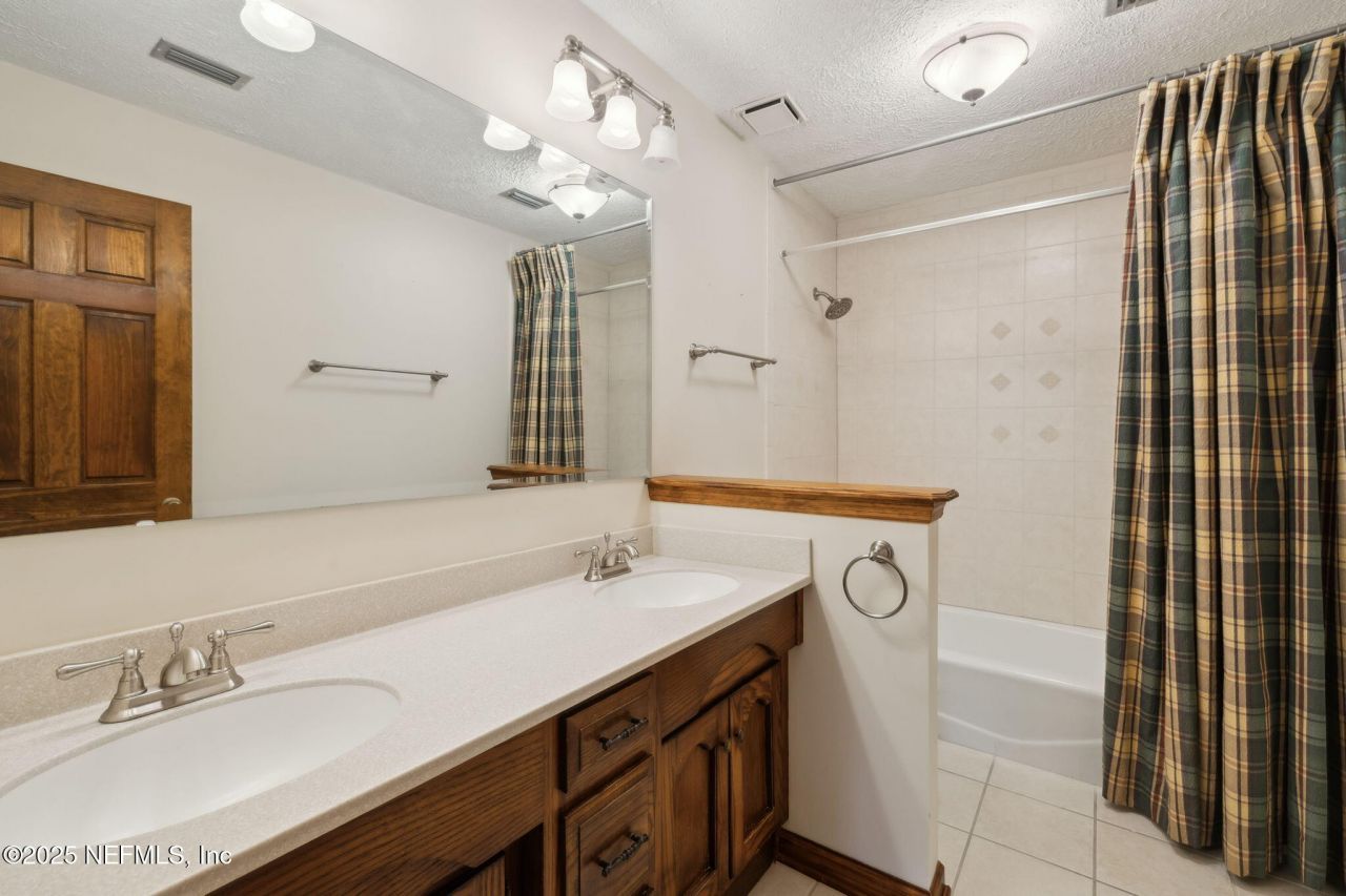 7838 Woodsdale Lane, Jacksonville, FL 32256 Photo