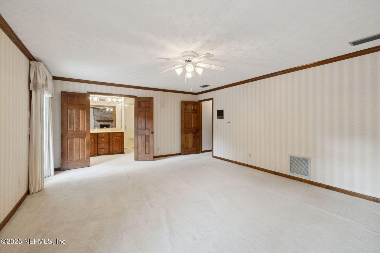 7838 Woodsdale Lane, Jacksonville, FL 32256 Photo