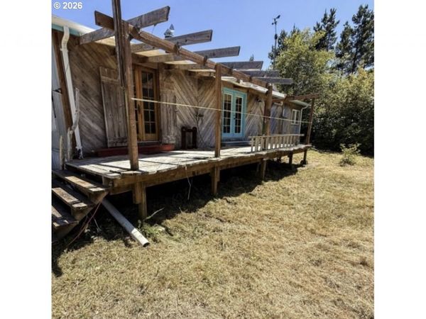 8790 NW Kinglet ST, Seal Rock, OR 97376