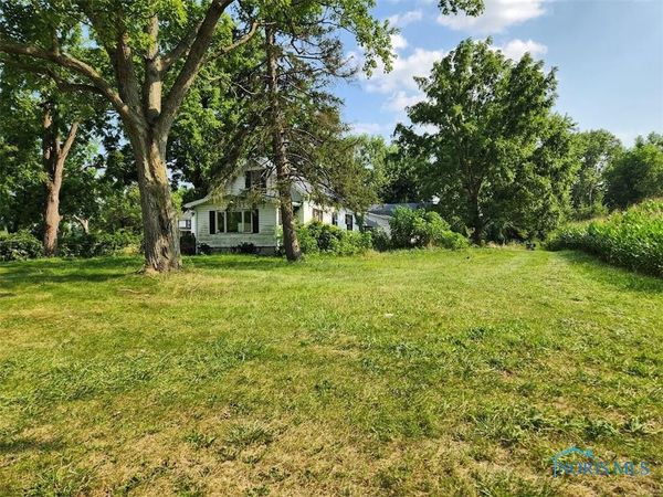 8451 Airport Highway, Holland, OH 43528