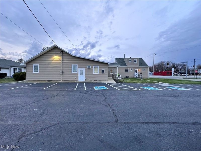 201 W Lytle Street, Fostoria, OH 44830 Photo 5