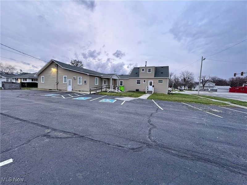 201 W Lytle Street, Fostoria, OH 44830 Photo 8