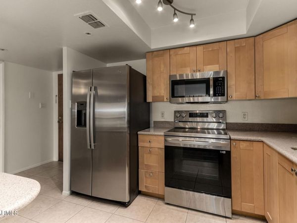 7850 E CAMELBACK Road, Unit 101, Scottsdale, AZ 85251