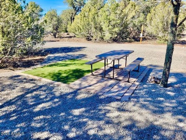 14 County Rd N3573, Unit 028, Vernon, AZ 85940