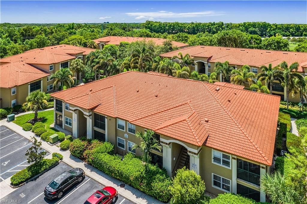 8920 Colonnades Ct E, Unit 524, Bonita Springs, FL 34135 Photo