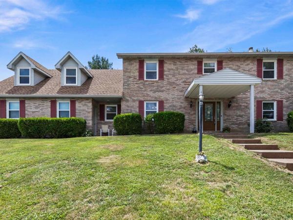 545 Barkley Court, Evansville, IN 47711