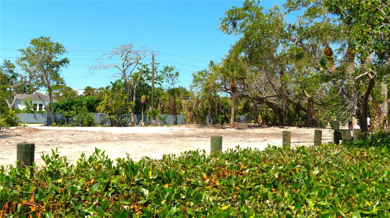 7233 Midnight Pass Road, Sarasota, FL 34242 Photo