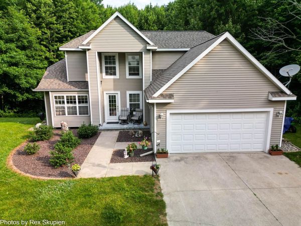 17474 Connor Circle, Bailey, MI 49303