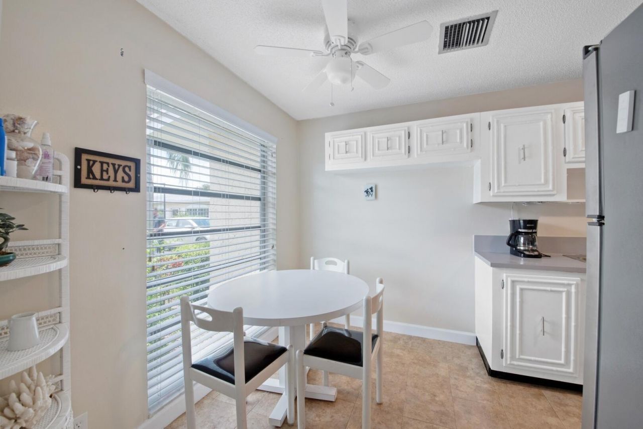 13670 Via Flora, Unit B, Delray Beach, FL 33484 Photo