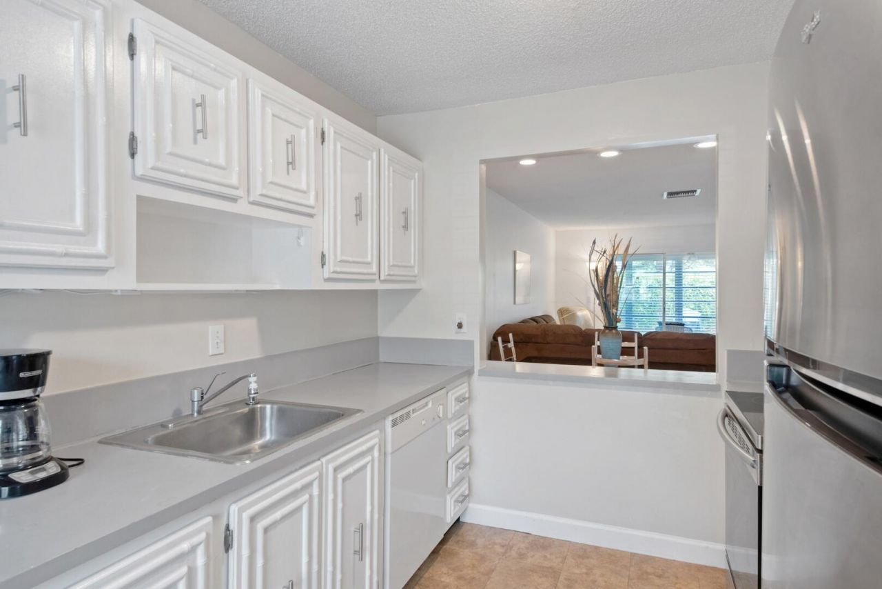 13670 Via Flora, Unit B, Delray Beach, FL 33484 Photo