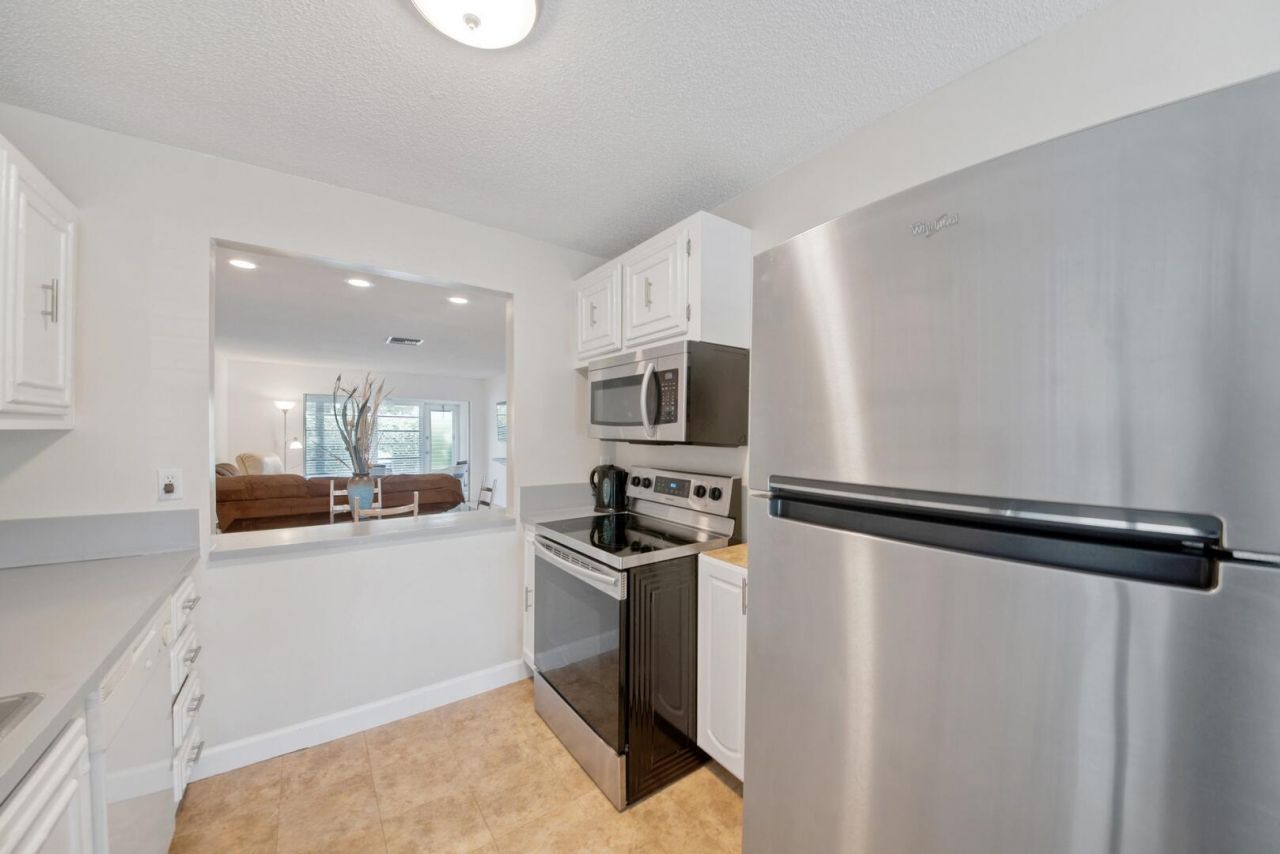 13670 Via Flora, Unit B, Delray Beach, FL 33484 Photo