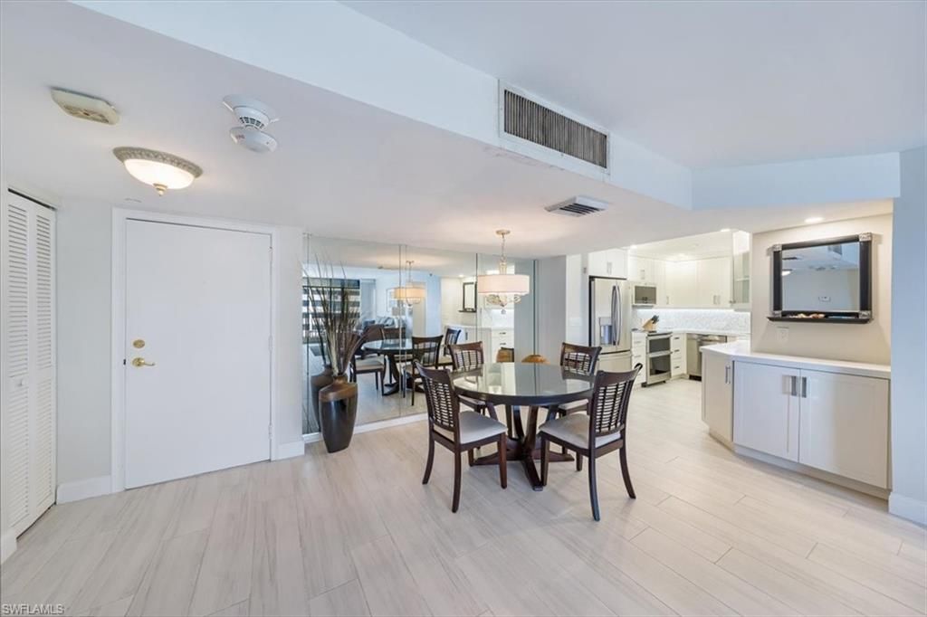 4005 Gulf Shore Blvd N, Unit 1104, Naples, FL 34103 Photo