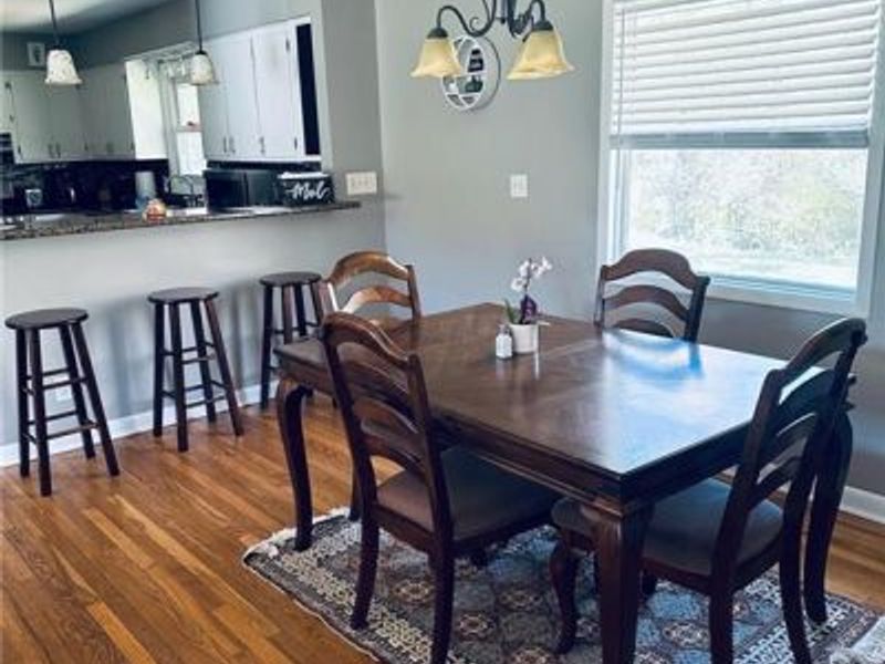 1155 Griffiths Drive , Zanesville, OH 43701 Photo 4