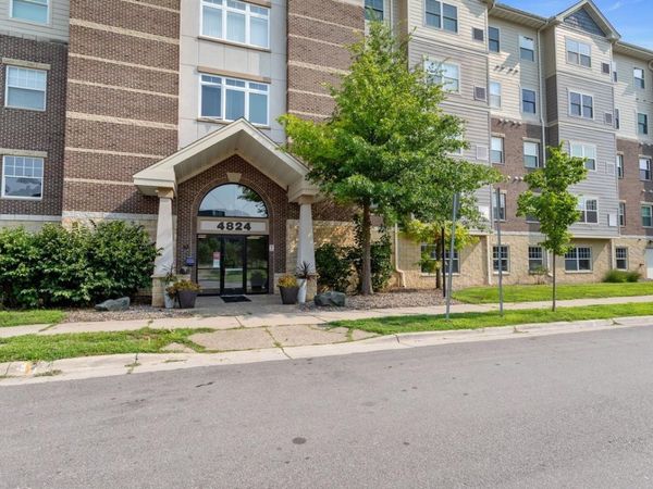 4824 E 53rd Street, Unit 509, Minneapolis, MN 55417