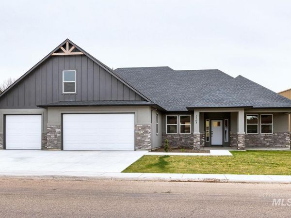 1107 W Blaine Ave, Nampa, ID 83651