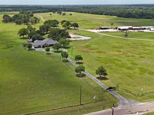 313 Vz County Road 3910, Wills Point, TX 75169