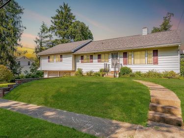 3356 Collins Ferry Road, Morgantown, WV 26505