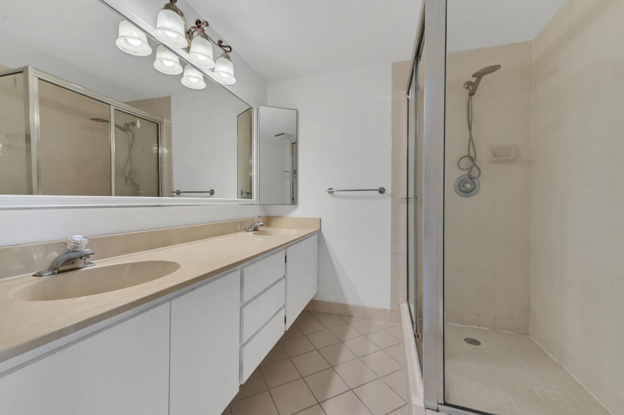 7315 73rd Way, West Palm Beach, FL 33407 Photo