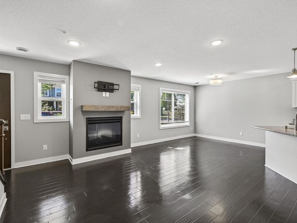 11184 69th Street NE, Albertville, MN 55301