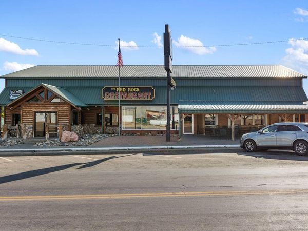 506 GLENN ST, Wall, SD 57790