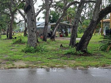 401 W 1ST STREET NW, Unit Lot #2, STEINHATCHEE, FL 32359