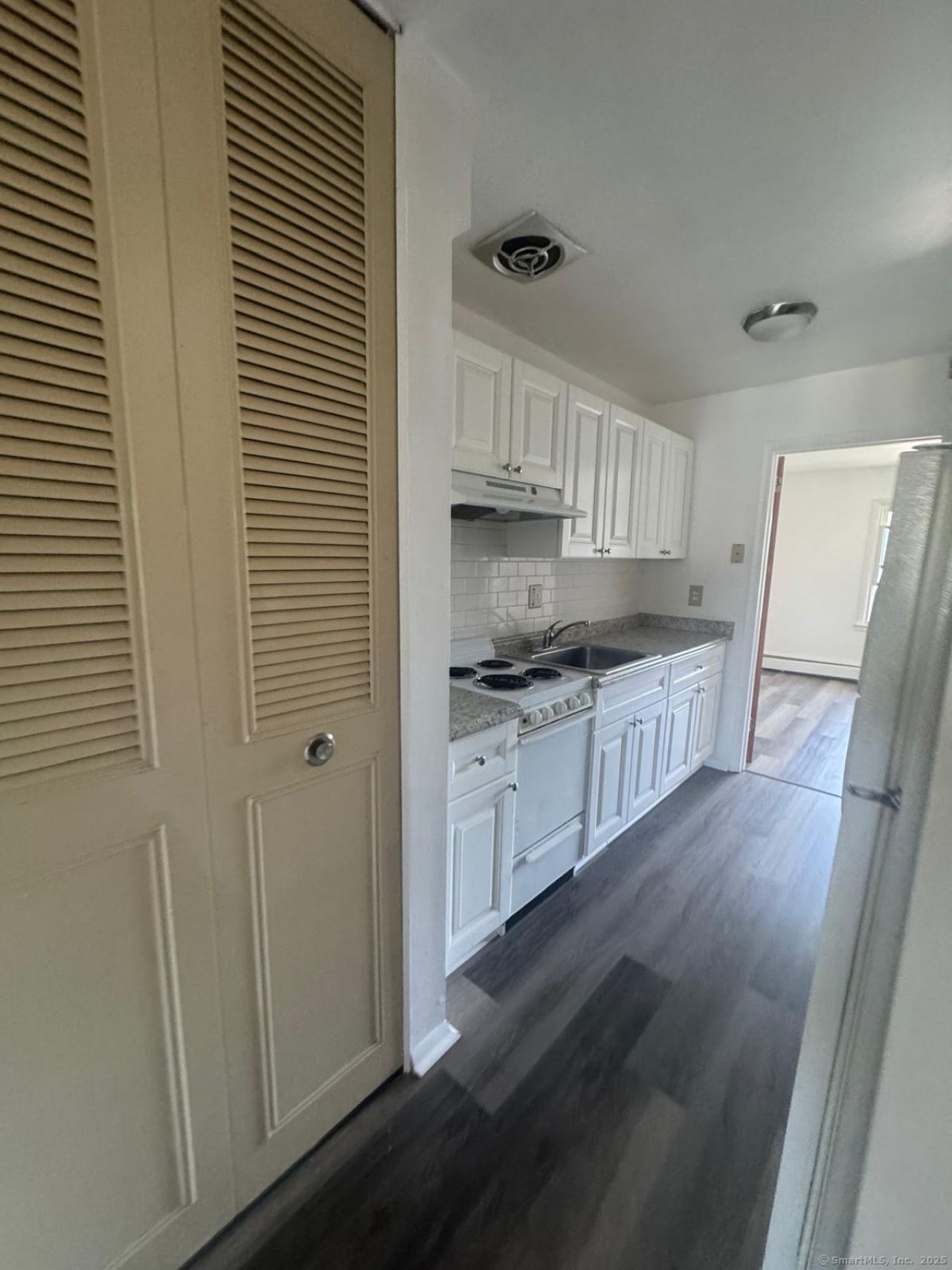 169 Birdseye, Unit C7, Bridgeport, CT 06604 Main Photo
