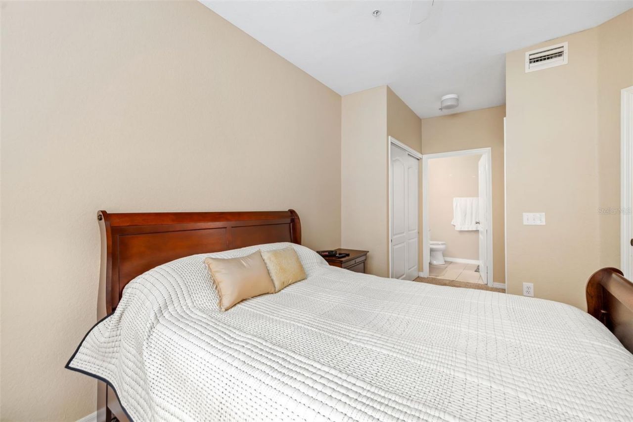 4142 Central Sarasota Parkway, Unit 1415, Sarasota, FL 34238 Photo