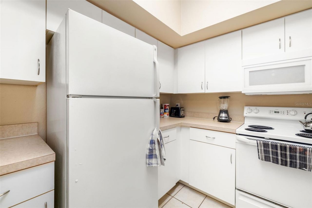 4142 Central Sarasota Parkway, Unit 1415, Sarasota, FL 34238 Photo