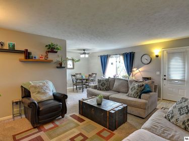 12583 Weir Street, Omaha, NE 68137