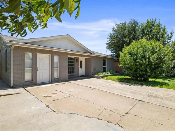 507 Parker Circle, Garland, TX 75040