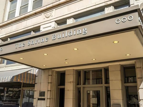 66 MONROE AVE, Unit 301, Memphis, TN 38103