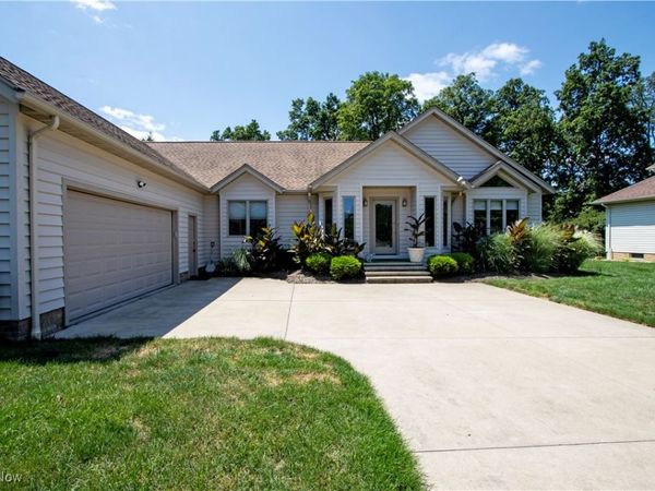 4366 Woodlake Trail, Wooster, OH 44691