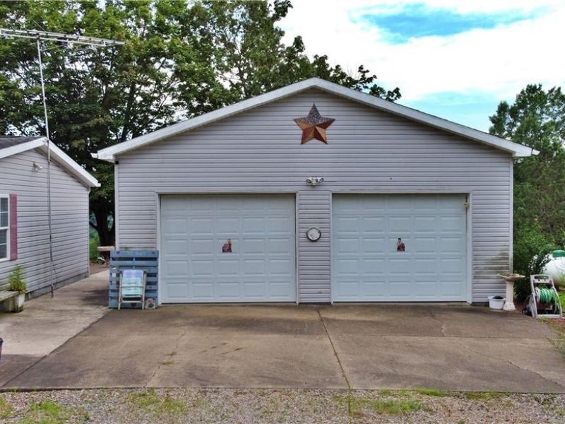 61691 Wintergreen Road, Lore City, OH 43755 Photo 3