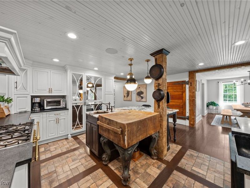 16970 Auburn Road, Chagrin Falls, OH 44023 Photo 13
