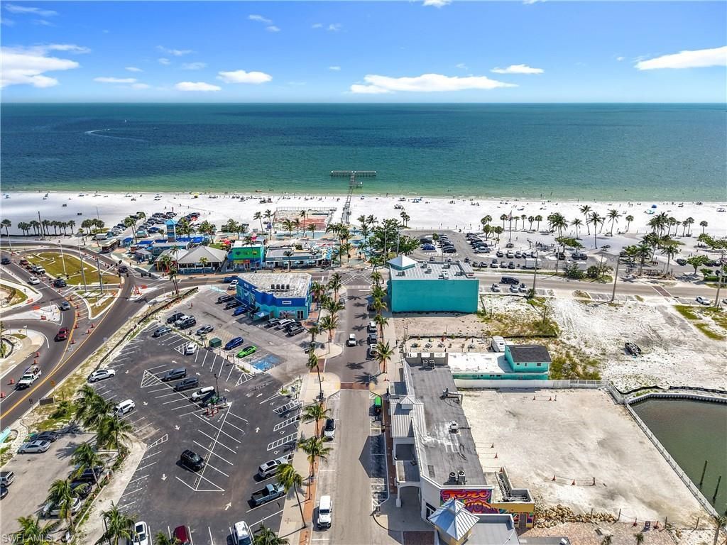 159/161 Old San Carlos Blvd, Fort Myers Beach, FL 33931 Photo