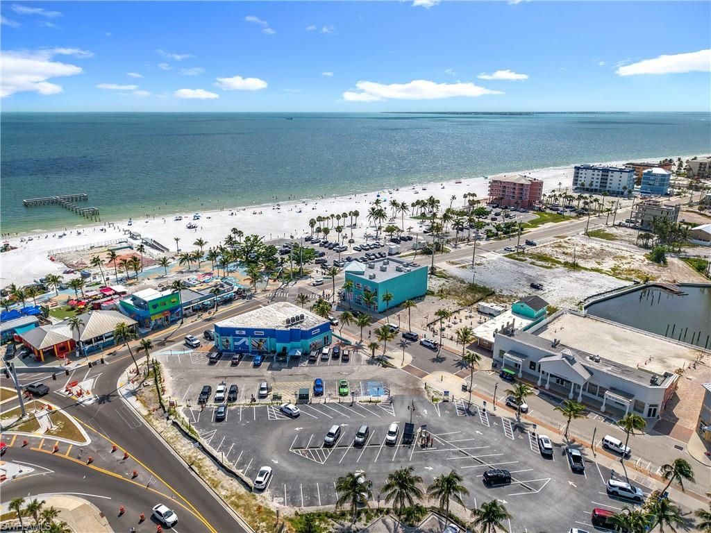 159/161 Old San Carlos Blvd, Fort Myers Beach, FL 33931 Photo