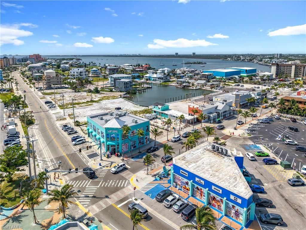 159/161 Old San Carlos Blvd, Fort Myers Beach, FL 33931 Photo
