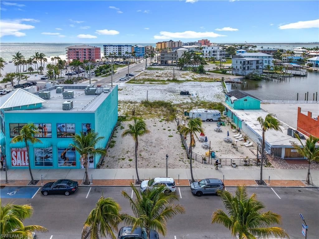 159/161 Old San Carlos Blvd, Fort Myers Beach, FL 33931 Photo