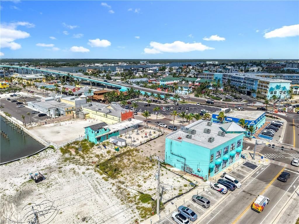 159/161 Old San Carlos Blvd, Fort Myers Beach, FL 33931 Photo