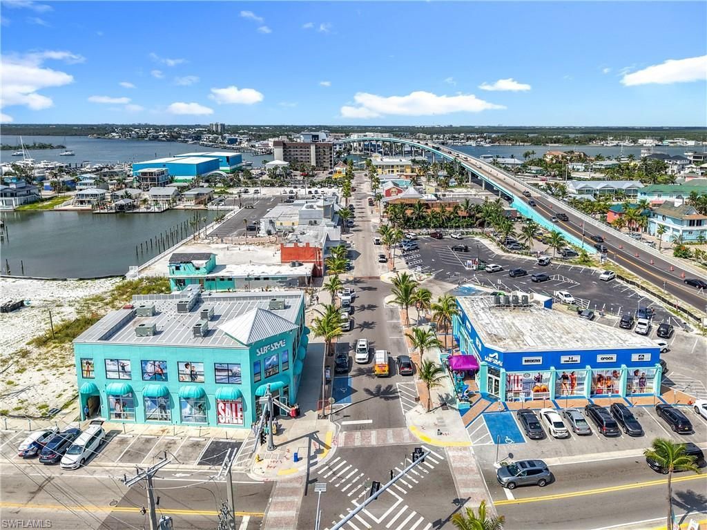 159/161 Old San Carlos Blvd, Fort Myers Beach, FL 33931 Photo