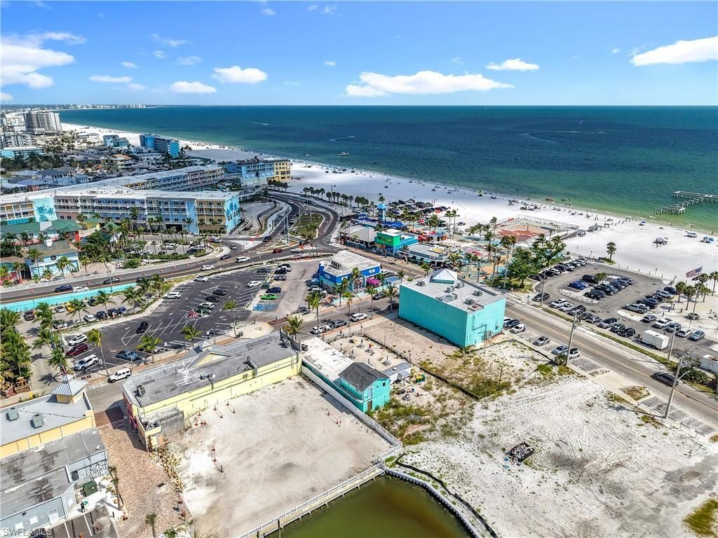 159/161 Old San Carlos Blvd, Fort Myers Beach, FL 33931 Photo