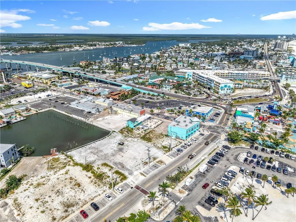 159/161 Old San Carlos Blvd, Fort Myers Beach, FL 33931 Photo