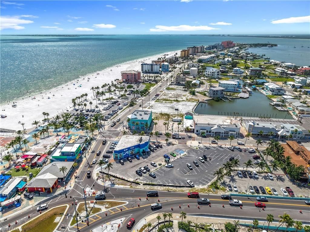 159/161 Old San Carlos Blvd, Fort Myers Beach, FL 33931 Photo