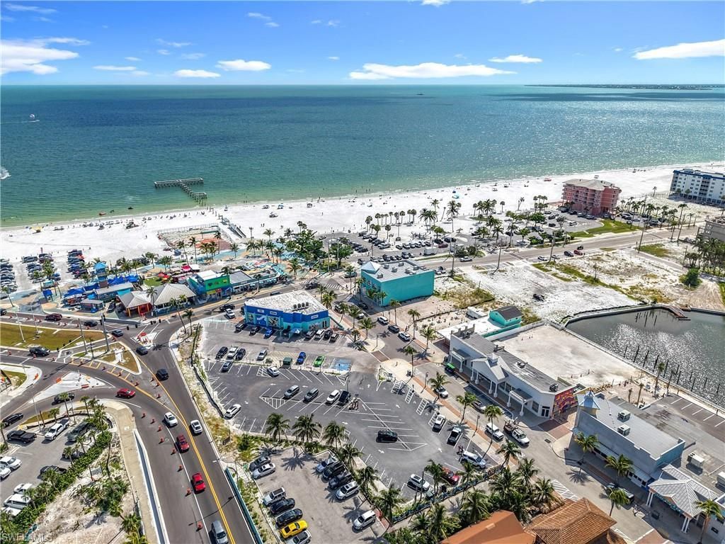 159/161 Old San Carlos Blvd, Fort Myers Beach, FL 33931 Photo