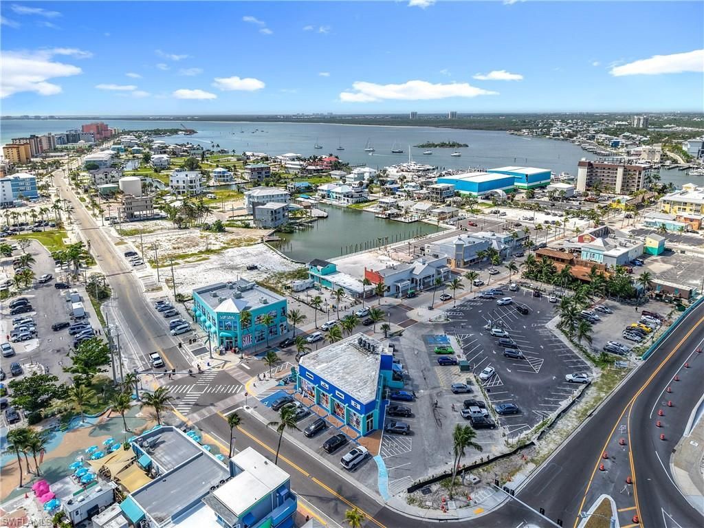 159/161 Old San Carlos Blvd, Fort Myers Beach, FL 33931 Photo
